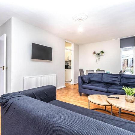 Bright Guest House In Hackney Londres Extérieur photo